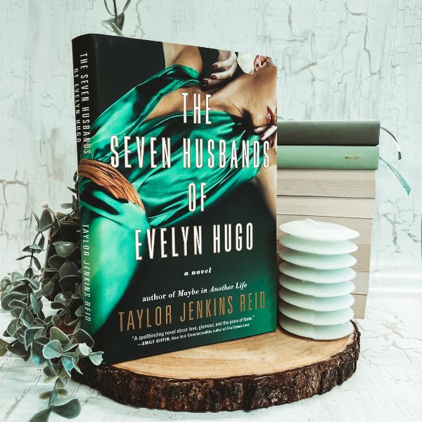The Seven Husbands Of Evelyn Hugo by Taylor Jenkins Reid, a review.