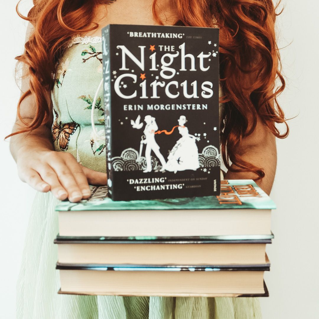 A spellbinding 5-star review of The Night Circus, the first romantic fantasy novel you'll want to live in. Flawed, magical, unforgettable — and utterly worth it.